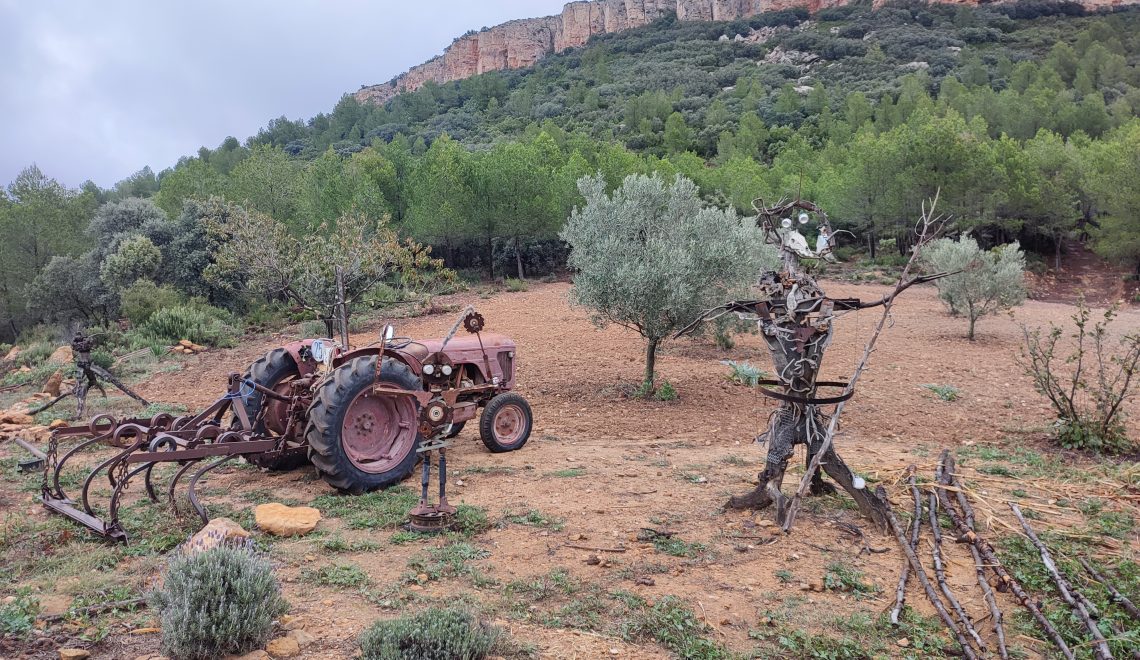 gr7 spanje hiken wandelen backpacken trektocht lange afstand wandelen vrouw alleen op reis avontuur wildkamperen chelva chera benageber siete aguas lessen inzichten controle loslaten